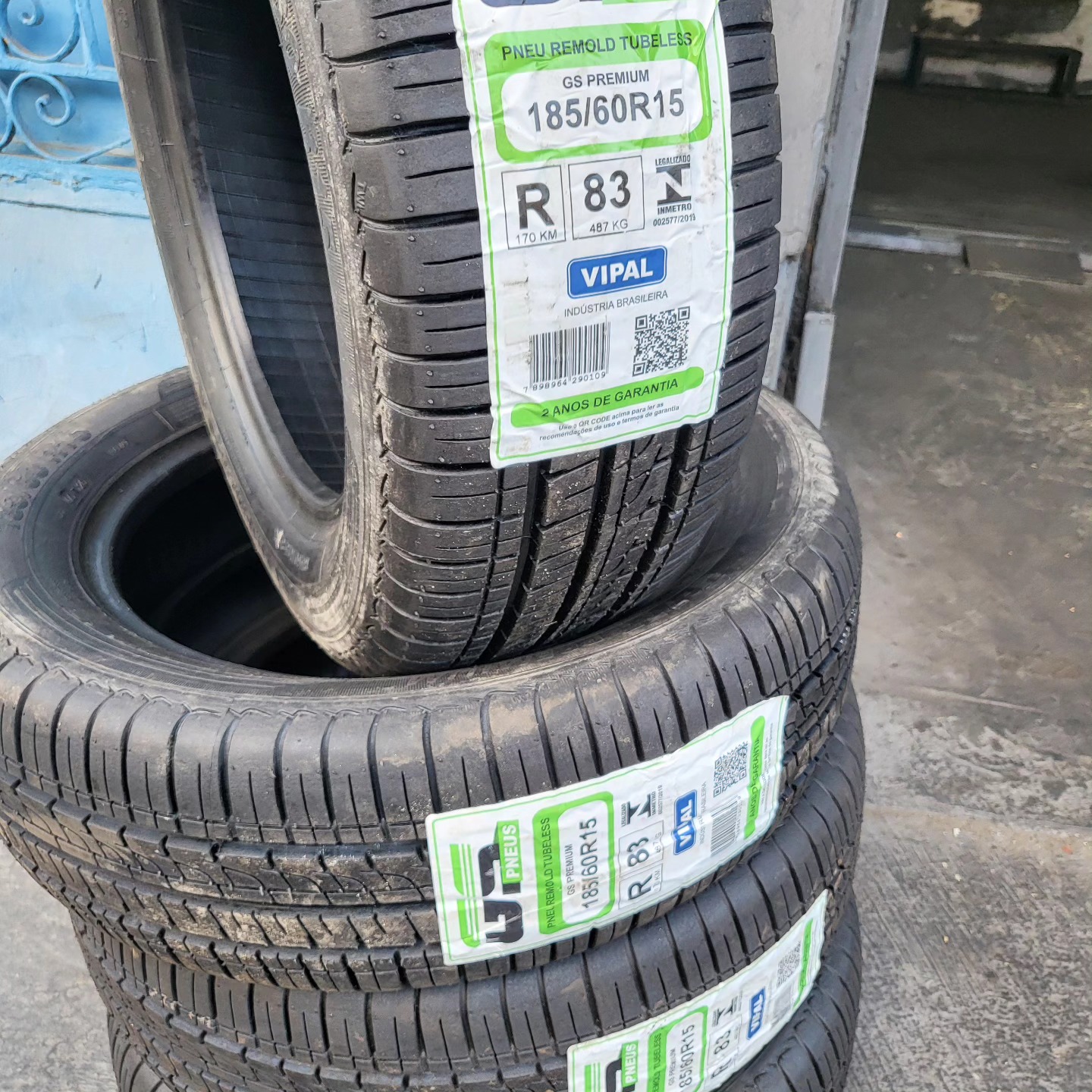Pneus - serviço da AUTOBOT em São João de Meriti